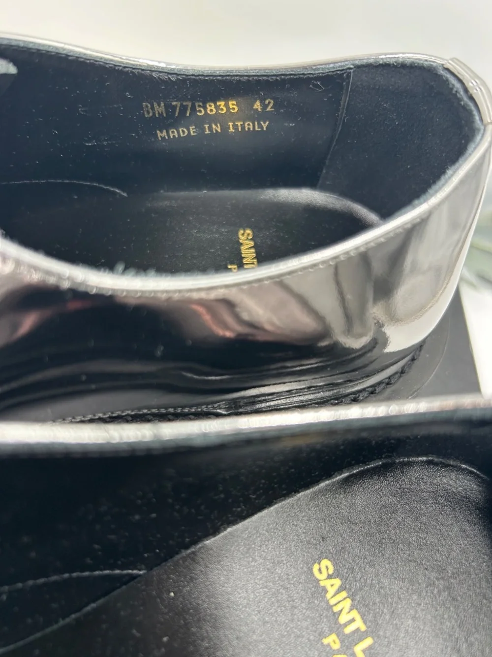 **************Men’s Saint Laurent Soft Laminator Army 20 Derby Shoes.  Size 42/9